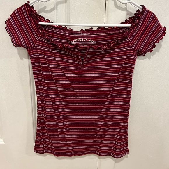 nice burgundy blouse, size m, fresh and soft - Picture 1 of 3
